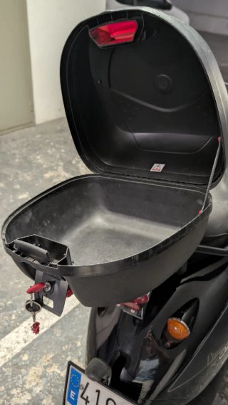 Baúl para moto