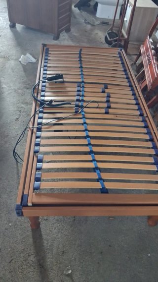 Cama eléctrica articulada de madera