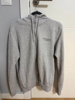 Chaqueta con capucha McKenzie gris