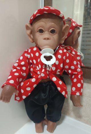 Ropa de flamenco y chupete para Muñeco Mono