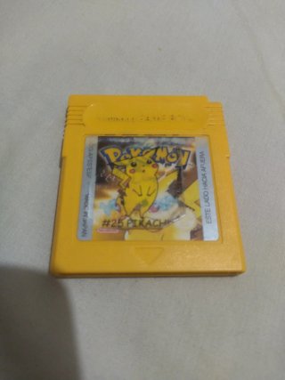 Pokémon amarillo