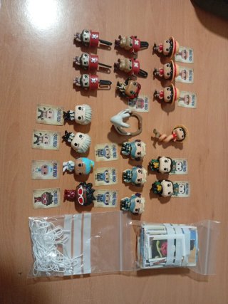 Lote Figuras Kinder One Piece
