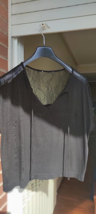 Camiseta Negra con Encaje Talla XXL