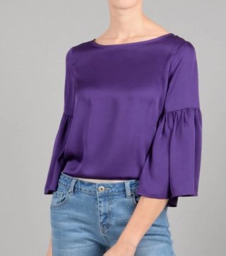 Blusa Molly Bracken Morada Manga Mariposa