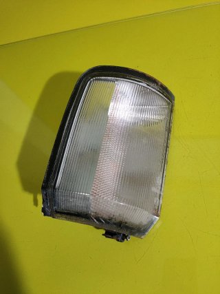 Intermitente Derecho Nissan Trade