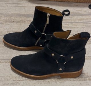 Botas Negras con Cremallera Lateral