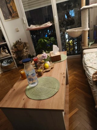 Mesa elevable de madera