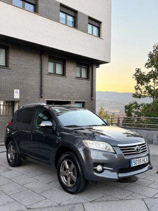 Toyota RAV4 2012