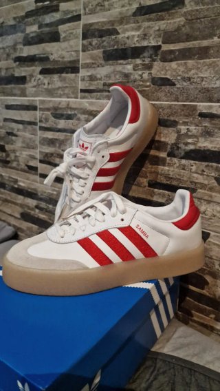 Adidas Sambae Blancas y Roja