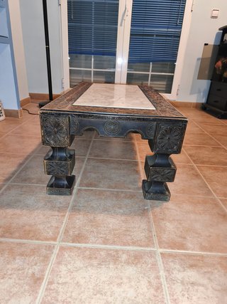 Mesa de centro antigua