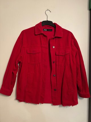 Sobrecamisa de pana roja Zara