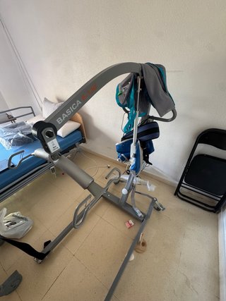 Grúa articulada