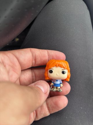 Nami Figura One Piece de Kinder Joy