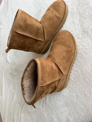 Botines marrones estilo clásico