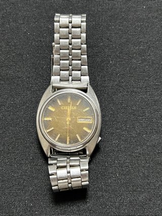 Reloj Citizen Plateado