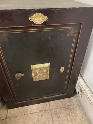 Caja Fuerte Antigua