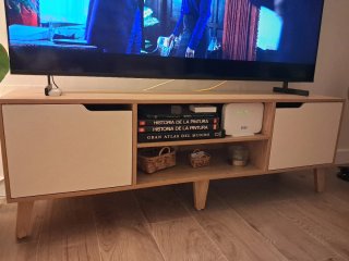 Mueble de TV de madera