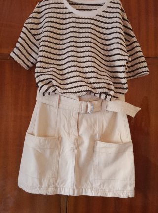 Conjunto de dos piezas para mujer sin estrenar