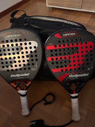 Pack Bullpadel: Paletero y 2 Palas Vertex 04