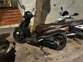 Moto Scooter SYM Symphony ST 200 motor completo nu