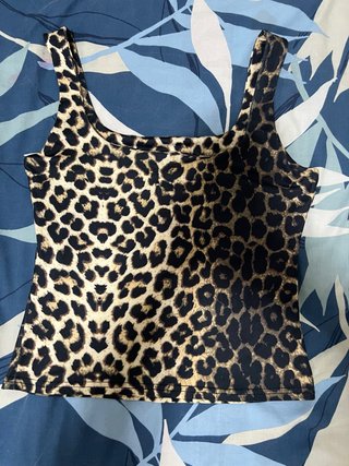 Top de tirantes animal print