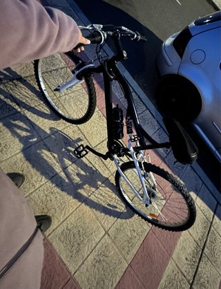Bicicleta de Montaña con Doble Suspensión