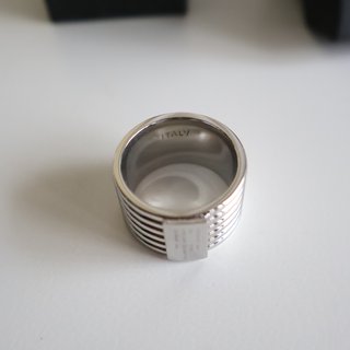 Anillo de acero inoxidable