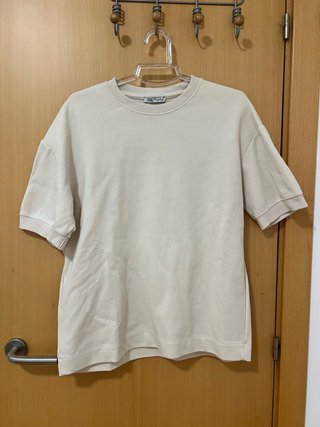 Camiseta Beige Zara