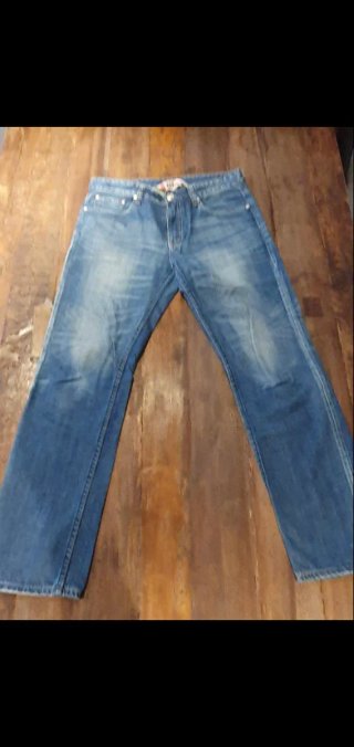 Vaqueros Levi's 523
