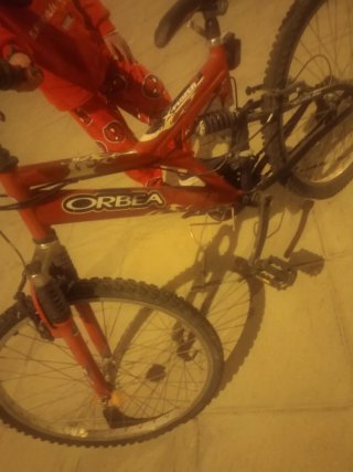 Bicicleta de Montaña Orbea Roja