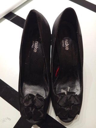 Zapatos de tacón Nake negros