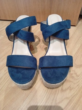 Sandalias de cuña azules talla 38