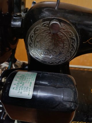 Máquina de coser Alfa portátil