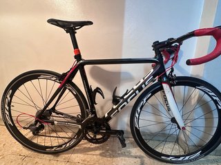 Bicicleta de Carretera Focus Carbono