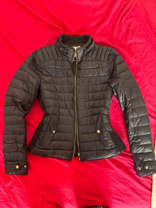 Chaqueta corta de pluma Zara