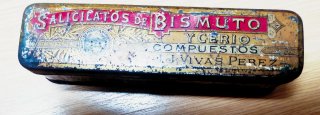 Caja Metálica Vintage Salicilatos de Bismuto