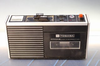 Toshiba Cassette Recorder KT-2700.