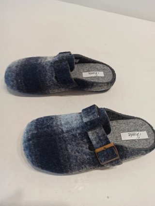 Zapatillas de casa Tomix azul y gris Talla 40