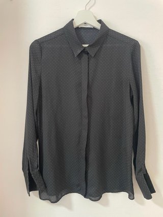 Camisa Mango Negra con Topos