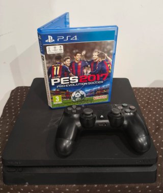 PlayStation 4 Slim 500GB