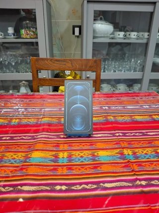 Caja iPhone 12 Pro Max azul