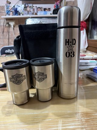 Set Termo y 2 Tazas Harley Davidson