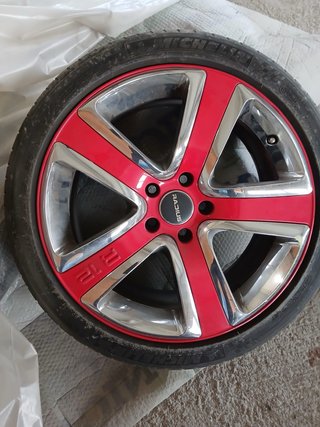 Llantas Radius con neumáticos Michelin
