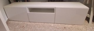 Mueble bajo para televisión blanco