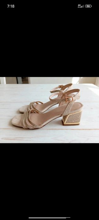 Lote Fiesta Menbur: Zapatos,39 Bolso y Cinturón