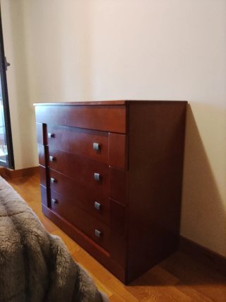 Cómoda de Dormitorio de Madera