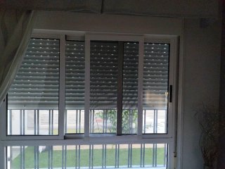 Ventanas y Balconeras Correderas Aluminio mosquite