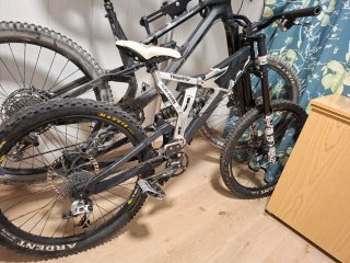 Bicicleta de Descenso MSC F3 DH