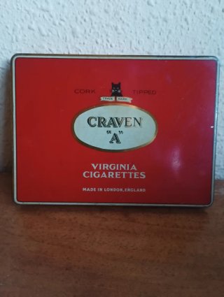 Caja vacía  de Cigarrillos Craven "A"