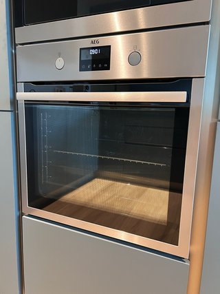 Horno AEG de acero inoxidable (sin estrenar)